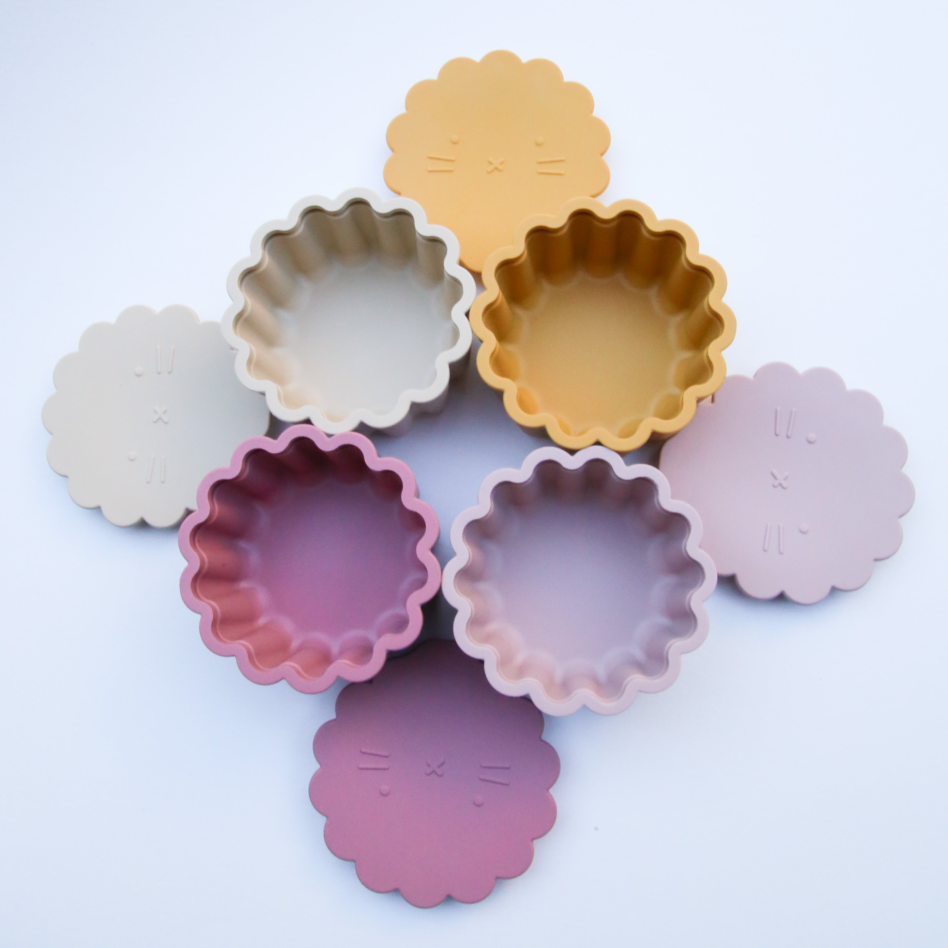 Milk Addict Silicone Lion Snack Pods